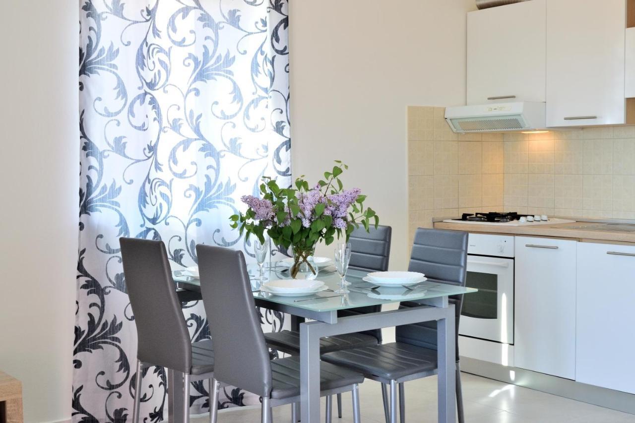 Apartment Domus Lauri Umag Kültér fotó